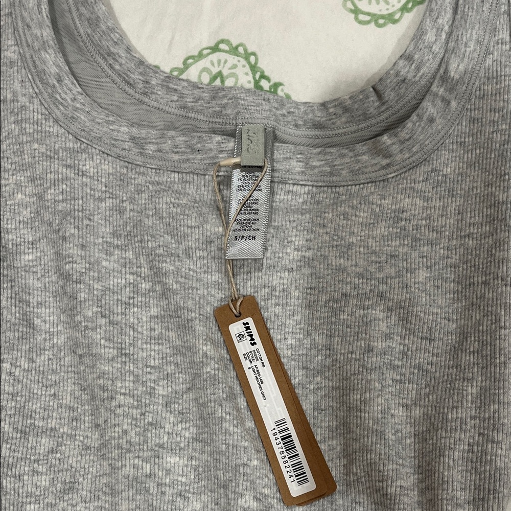 SKIMS Gray Sleeveless Onesie - Picture 2 of 2